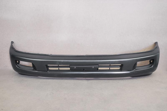 Бампер передний Toyota Land Cruiser 100 2002-2007 (TYG / Тайвань)