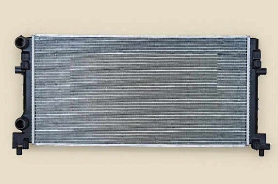 Радиатор двс трубчатый Audi A3 12-19 / Skoda Octavia 12-20 / Rapid 12-20 / Volkswagen Golf 12-19 / Audi Q2 16- / S3 13-16 / SEAT Ateca 16- / Leon 12-20 / Skoda Fabia 14-18 / Yeti 09-18 / Volkswagen Golf Sportsvan 14- / Touran 15 (Termal)